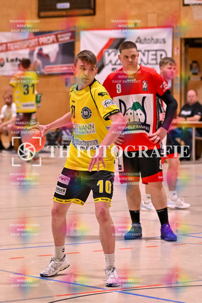 GER, SG Maulburg/Steinen - SG Koendringen/Teningen 2, Handball, Landesliga, 21. Spieltag, Saison 2023/2024, 23.03.2024 | Connor Kriesch (SG Koendringen/Teningen 2, #10) am Kreis

GER, SG Maulburg/Steinen - SG Koendringen/Teningen 2, Handball, Landesliga, 21. Spieltag, Saison 2023/2024, 23.03.2024

Foto: TH Fotografie/Thomas Hess