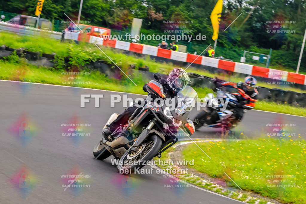 VBK-7035 | Hier findet Ihr Bilder von Touristenfahrten auf der Nürburgring Nordschleife oder von anderen Veranstaltungen die ich besucht habe. Viel Spass beim Durch Schauen 