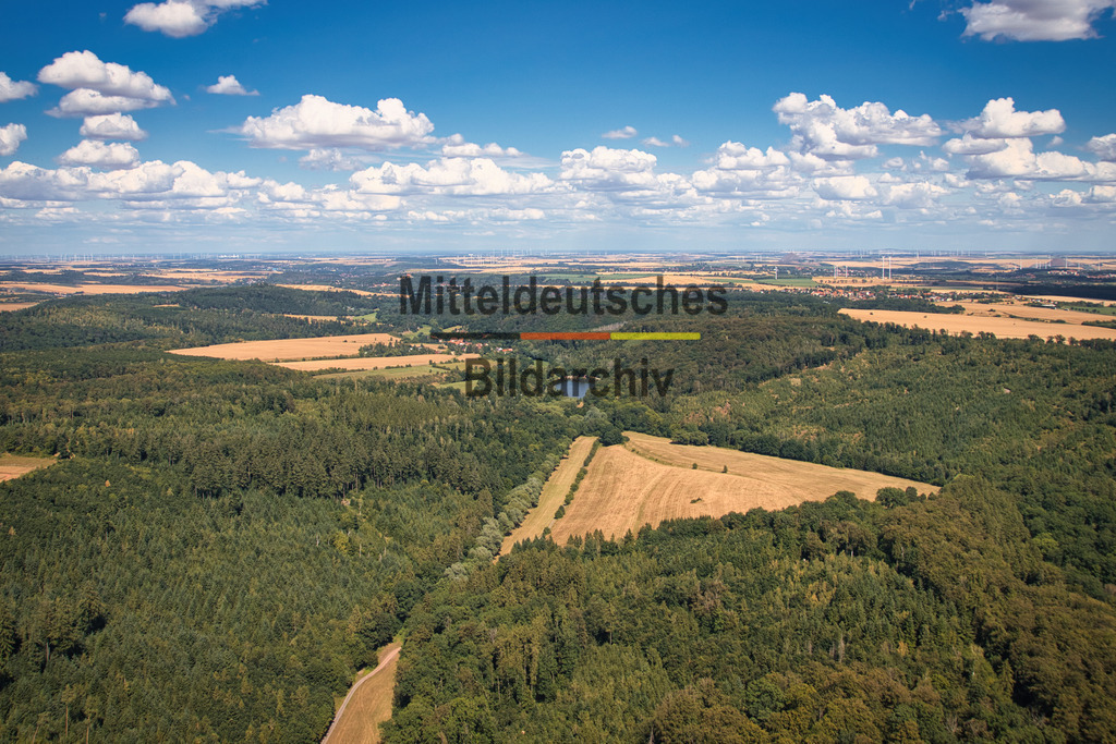 Möllendorfer_Teich_Siebingerode_3981 | Die schönsten Luftbilder von Sachen-Anhalt & Mitteldeutschland als Bilddatenbank zur kommerziellen Nutzung. Nutzen Sie unsere Erfahrung seit 2005 in der Luftbildfotografie. - Realisiert mit Pictrs.com