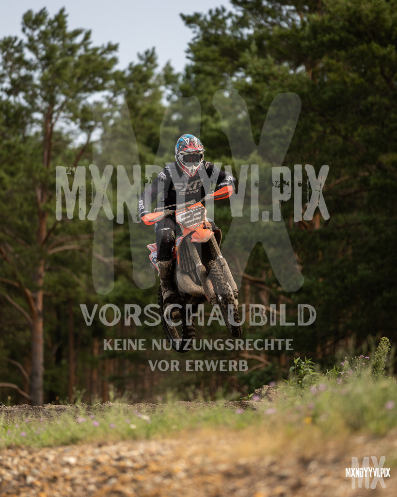 866A1332 | mxndyyvipix