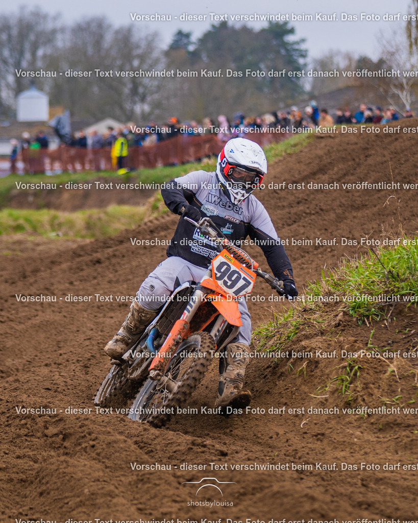 20260412_MCCBensdorf-2036 | Sportfotografin aus Berlin-Brandenburg mit Fokus auf Motocross. Ich halte deine sportliche Leistung und echte Emotionen auf und neben der Strecke professionell fest. Entdecke die Fotos von deinem Rennen und bestelle sie direkt hier im Shop.