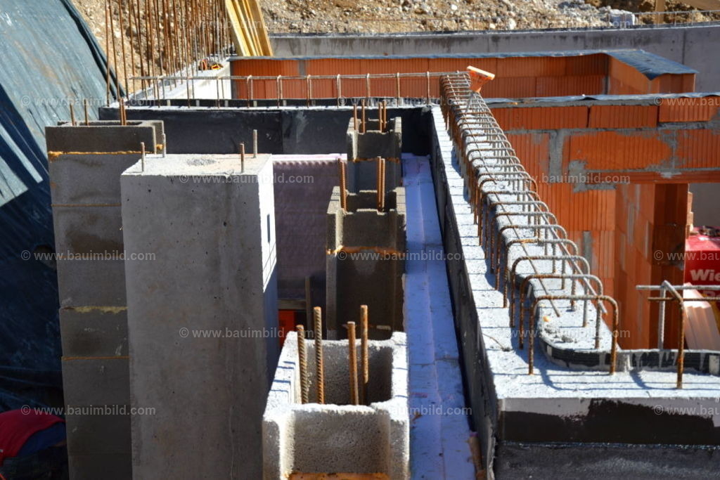 bib-lg07-mauerarbeiten-0053 | Nach LV-Leistungsgruppen sortierte Detailfotos über den Bau eines Hauses. Alle Hausbau-Bilder direkt vom Urheber und Autor der Website Haus-Selber-Bauen.com