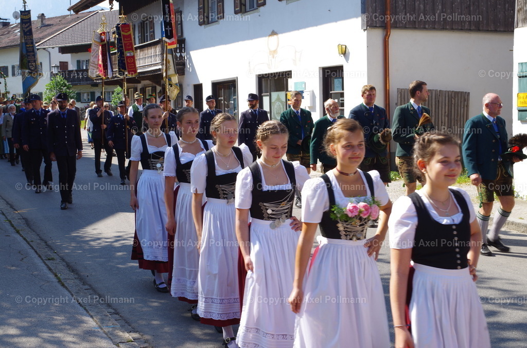 IMGP3675 | fotografiert von Axel PollmannLeonhardi Wallfahrt Benediktbeuern und Murnau, Fronleichnam, Fasching, Landschaft im Loisachtal und Benediktbeuern  - Realisiert mit Pictrs.com