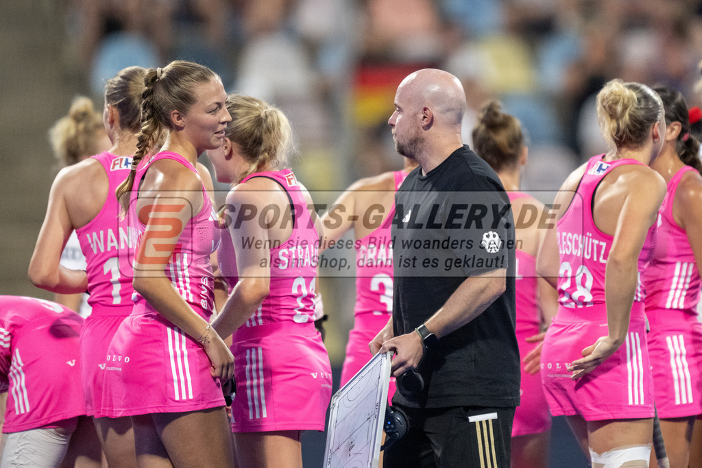 EM HF Danas - Belgien 4-3 15.10.25 SG-6091 | Hockey,Sport,Fieldhockey,1.Bundesliga,2.Bundesliga,Sportfotografie,Shop,Sportphotography,Feldhockey,Hockeyliga