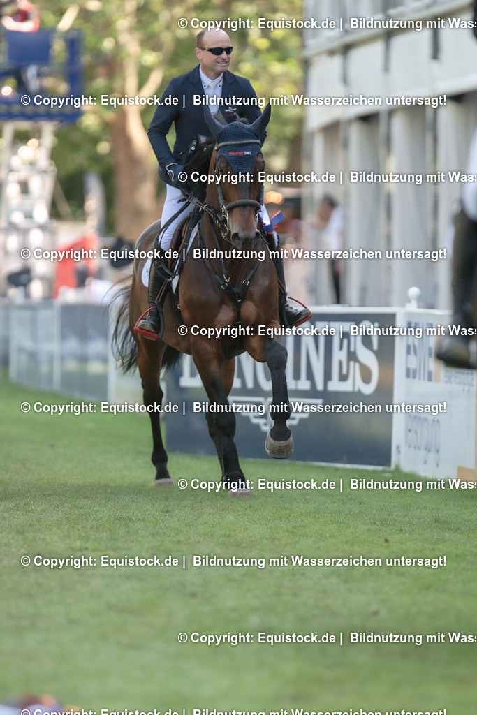 20230528_17_CSI4_Hess.Min.Präs_0390 | equistock