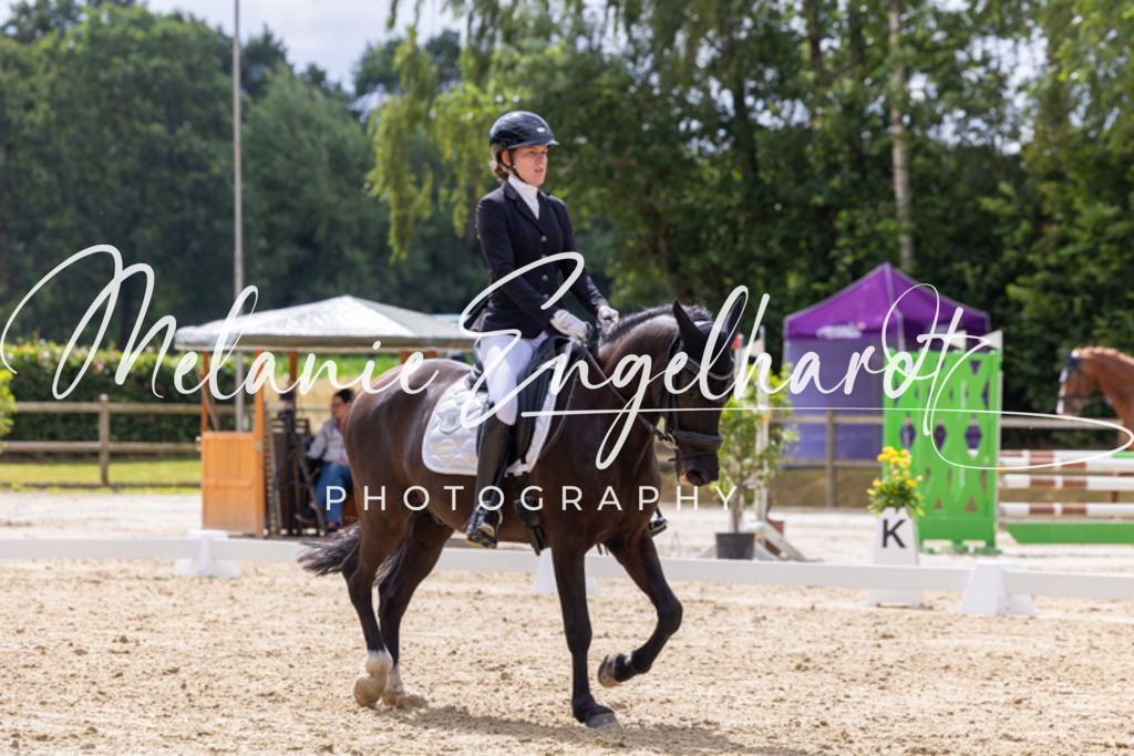 7I8A4279 | melanie-engelhardt-photography - Realisiert mit Pictrs.com