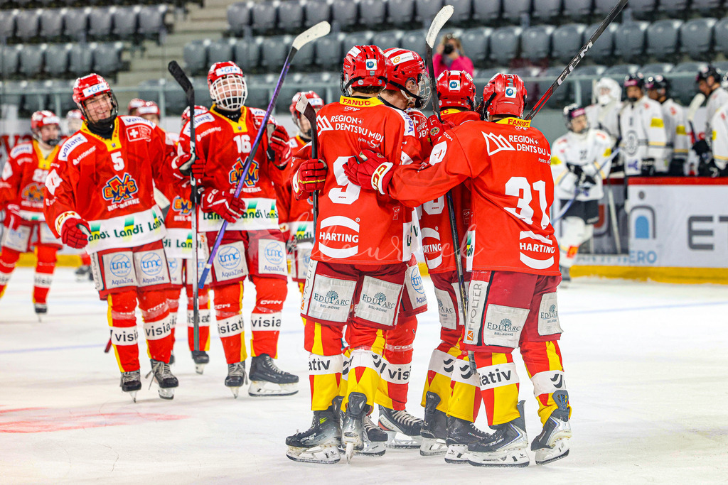 701A3385 | Sportbilder, Sportfotograf, Hochzeits- und Eventfotografin, Flugshows, Portraits und Tiershooting, Aviation, Downhill, Nationalleague, Swissleague, International