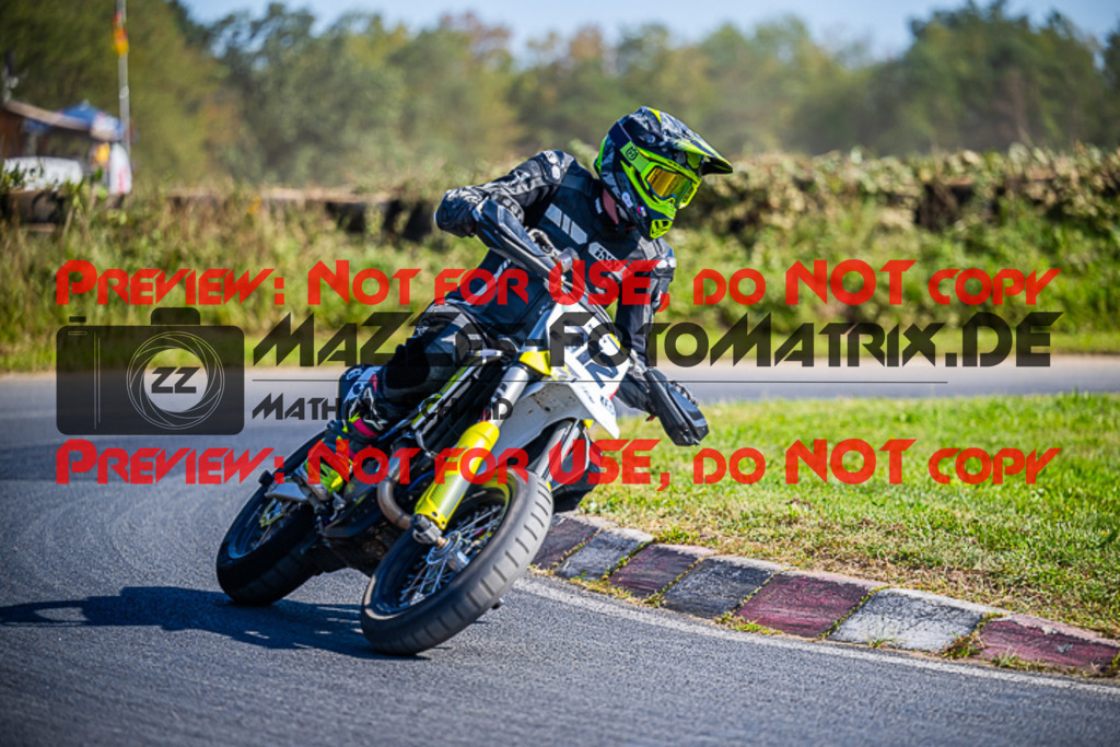 MaZZes_FotoMatrix_230916_6003 | S4