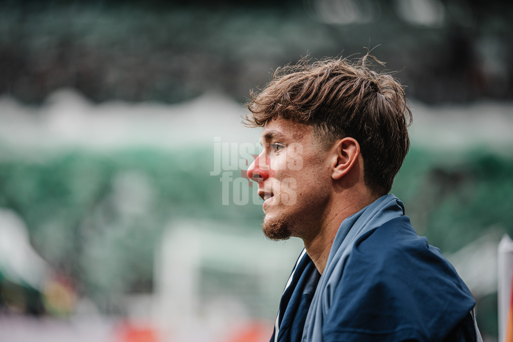 Fußball | Männer | Saison 2025/2026 | 1. Fußball-Bundesliga | 30. Spieltag | SV Werder Bremen vs. Hamburger SV | 18.04.2026 | Otto Stange (#49, HSV)