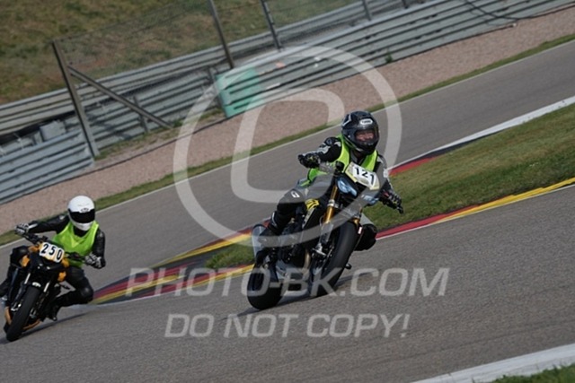 2024_08_26_PBK_14149 | Sportfotografie; SlowMotion; Video; Rennstrecke; Hafeneger; Speer; Racing; RSE; BMW; CBO; Trackday; Motorsportarena; Hockenheimring; Brno; Most; Barcelona; Valencia