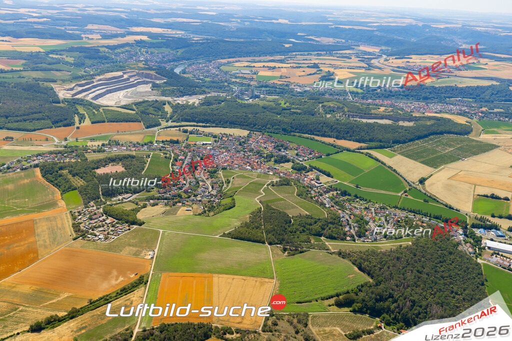 Das Luftbild zeigt :  Erlenbach bei Marktheidenfeld - Die Luftaufnahme wurde 2023 vom UL-Flugzeug aus erstellt ( keine Drohne ) - Hochauflösende Luftaufnahme - Für grossformatige Ausdrucke geeignet. Die Geschenkidee !Mit Lizenz und Bildrechte bestellbar