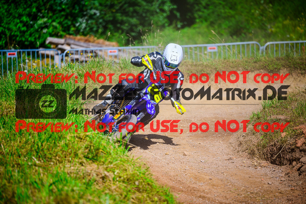 MaZZes_FotoMatrix_240816_6021986_7402 | UE40