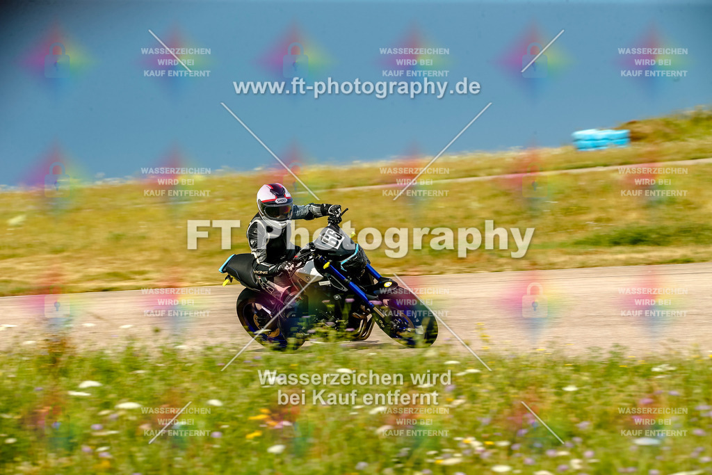 Chambley Juli-0635 | Hier findet Ihr Bilder von Touristenfahrten auf der Nürburgring Nordschleife oder von anderen Veranstaltungen die ich besucht habe. Viel Spass beim Durch Schauen 