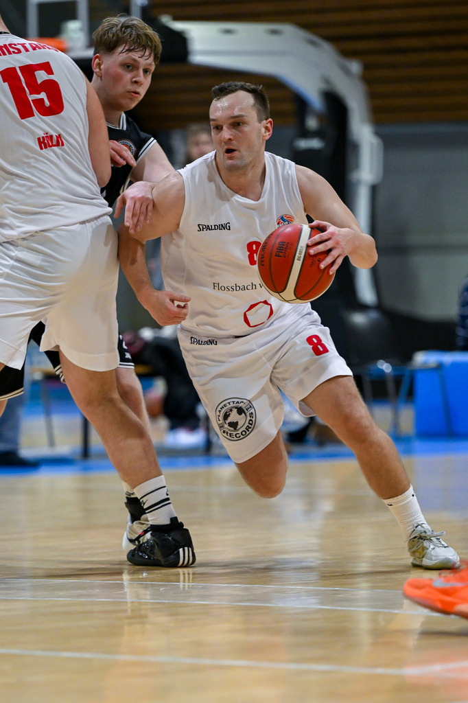 gml_055 | Fotos von Basketballspielen aus dem Raum NRW fotografiert von Gero Mueller-Laschet und Daniel Schaefer - Realisiert mit Pictrs.com