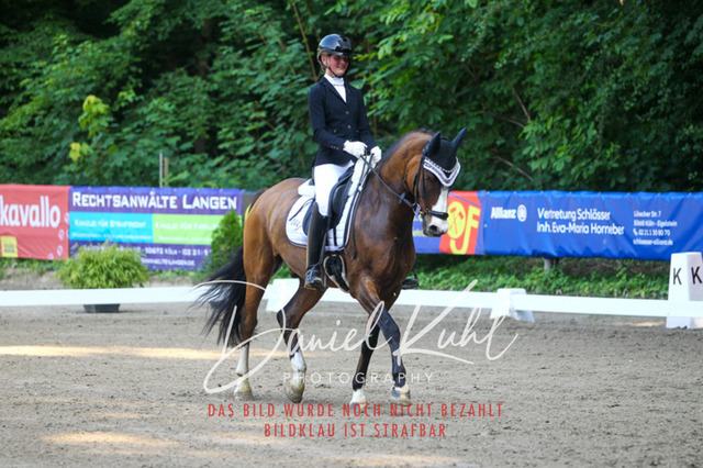 DKP42907 | Turniersportfotografie; Pferdefotografie; Dressurfotografie