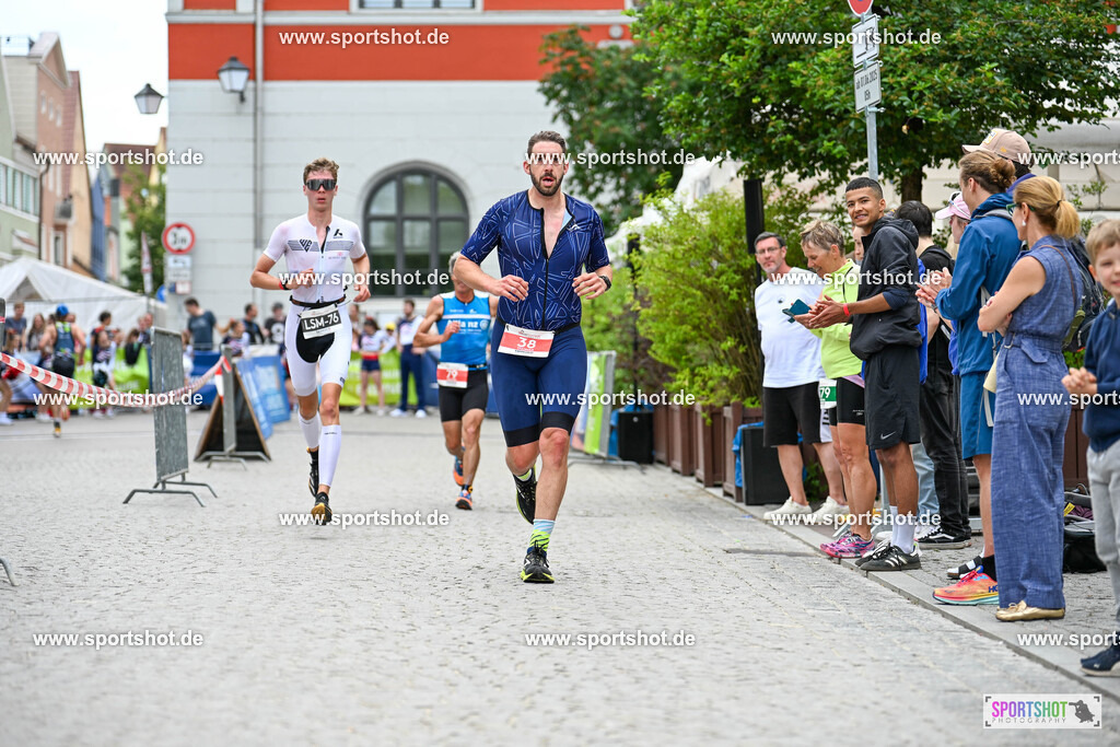 SZI_6064 | Stadttriathlon Erding 2025. #yourpictrs #sportshot_your_pictrs @Sportshotphotography #stadttriathlonerding Copyright: www.sportshot.de