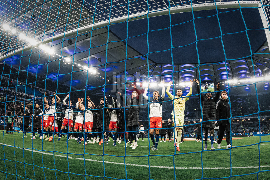 Fußball | Männer | Saison 2025/2026 | 1. Fußball-Bundesliga | 22. Spieltag | Hamburger SV vs. 1. FC Union Berlin | 14.02.2026 | HSV Laola mit den Fans nach dem Sieg