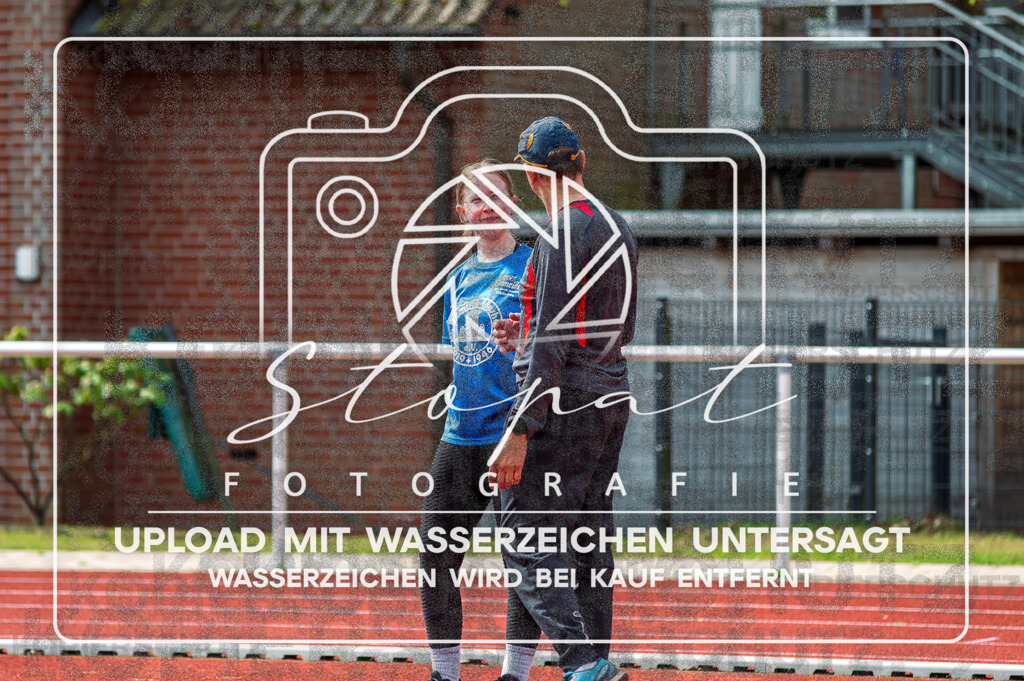 KMHK-1018 | Kreismeisterschaften Leichtathletik-Wurf Heidekreis 2026 im Boehmewaldstadion, Soltau (Simon Paul Stopat) - Realisiert mit Pictrs.com