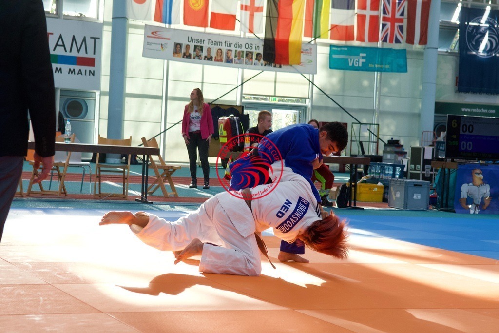 RAS_8429 | Fotos vom Adler Cup - Pictures from Adler Cup

Hier findet Ihr alle Eindrücke und großen Momente der Adler Cup Wochenenden. Here you will find all impressions and great moments of the Adler Cup weekends. - Realisiert mit Pictrs.com