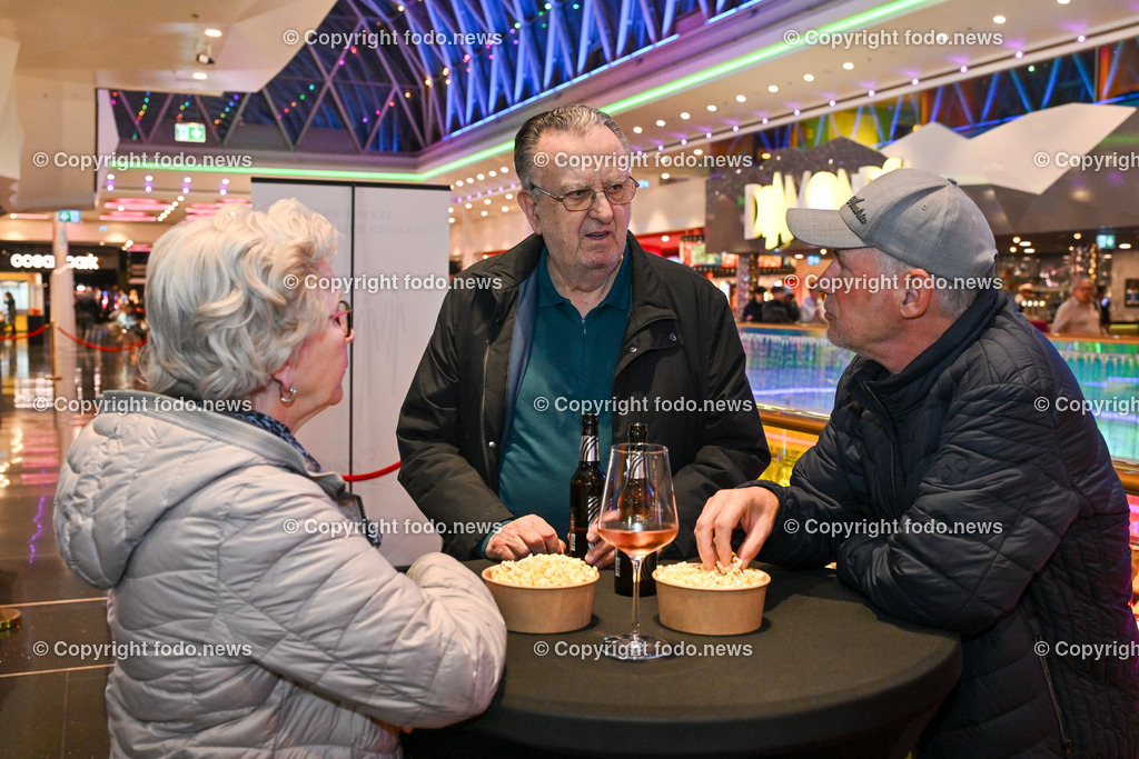 Lassts mas sche griassn_ 2 Tagesbart_ 31.10.2024-10 | bilder, linz, oberösterreich, österreich, europa, photo, foto, tiere, hunde, landwirtschaft, landschaft, politik, wirtschaft, wissenschaft, industrie, verkehr, medizin, society, fodo.news