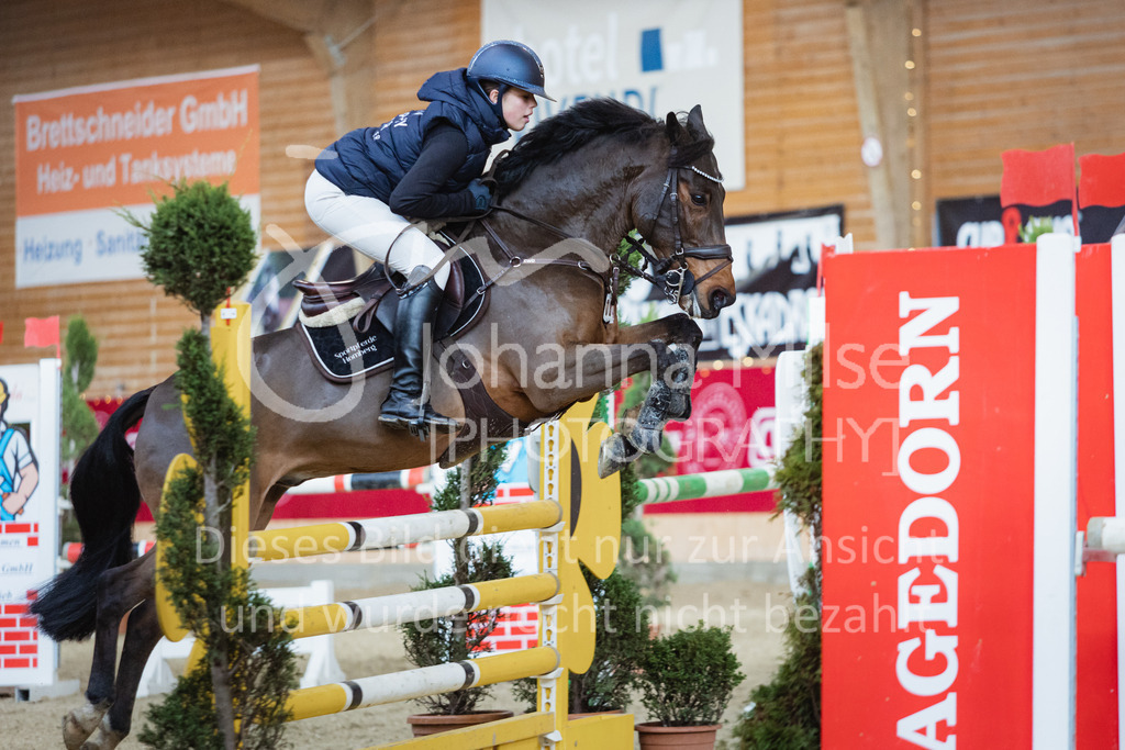 221127_Winterfestival_L-Spr_HPTTY-282 | Deine schönsten Turniermomente als professionelle Fotos! Entdecke hochwertige Pferdesport-Fotografie im Online-Shop. Jetzt Fotos finden & bestellen!