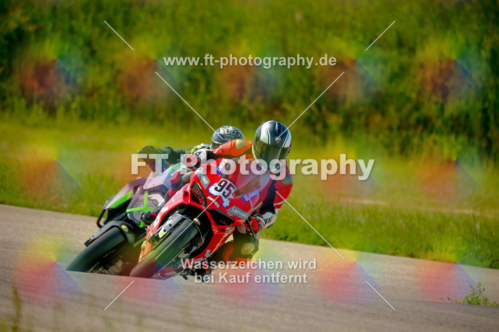 _MOT0948 | Hier findet Ihr Bilder von Touristenfahrten auf der Nürburgring Nordschleife oder von anderen Veranstaltungen die ich besucht habe. Viel Spass beim Durch Schauen 