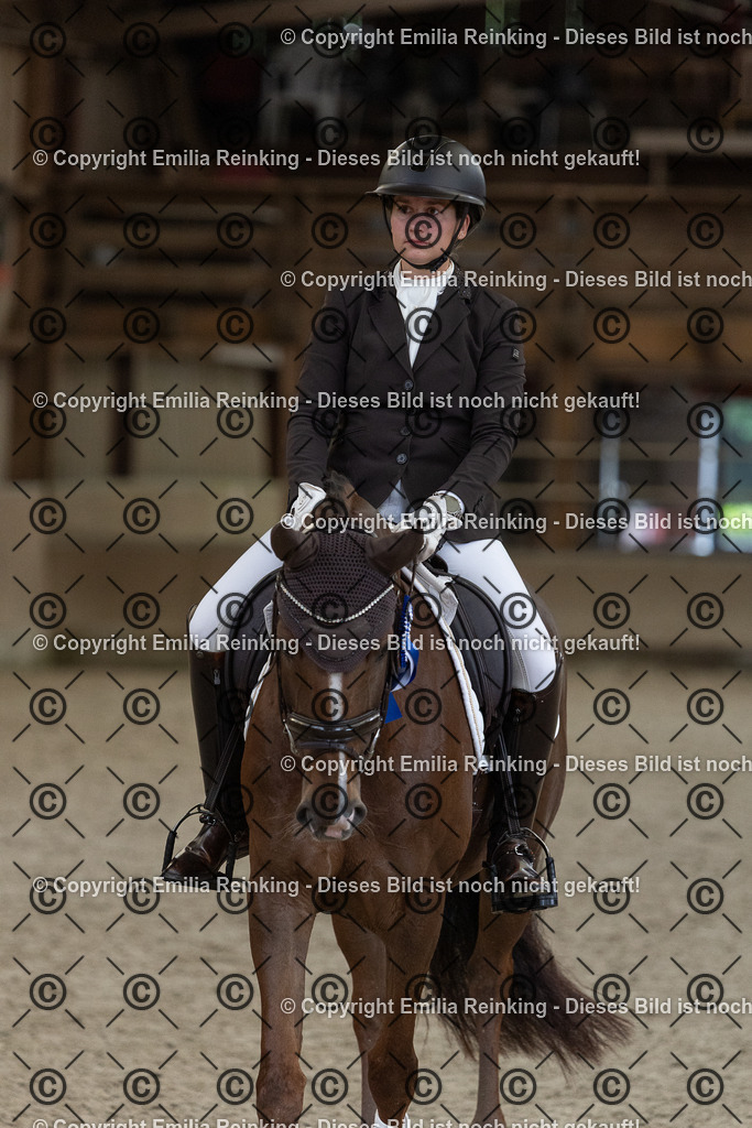 CL5A1129 | Emilia Reinking Fotografie - Realisiert mit Pictrs.com