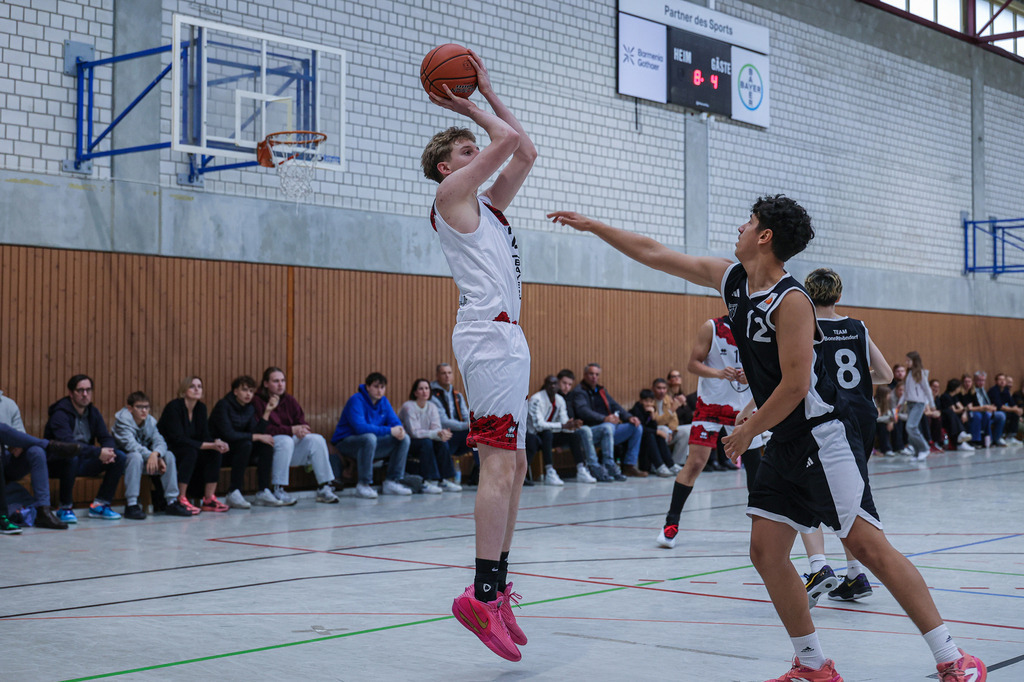 JBBL BAYER GIANTS vs Team BonnKöln RAG-13 | Fotos von Basketballspielen aus dem Raum NRW fotografiert von Gero Mueller-Laschet und Daniel Schaefer - Realisiert mit Pictrs.com
