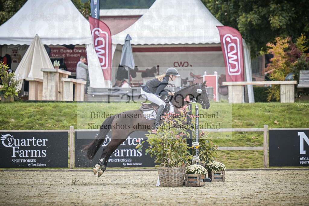 DOS_2445 | Entdecke hochwertige Reitturnierfotos von Foto Oger. Professionell, emotional und authentisch – jetzt Lieblingsmomente im Shop bestellen.Deutschlandweite Turnierfotografie. - Realisiert mit Pictrs.com