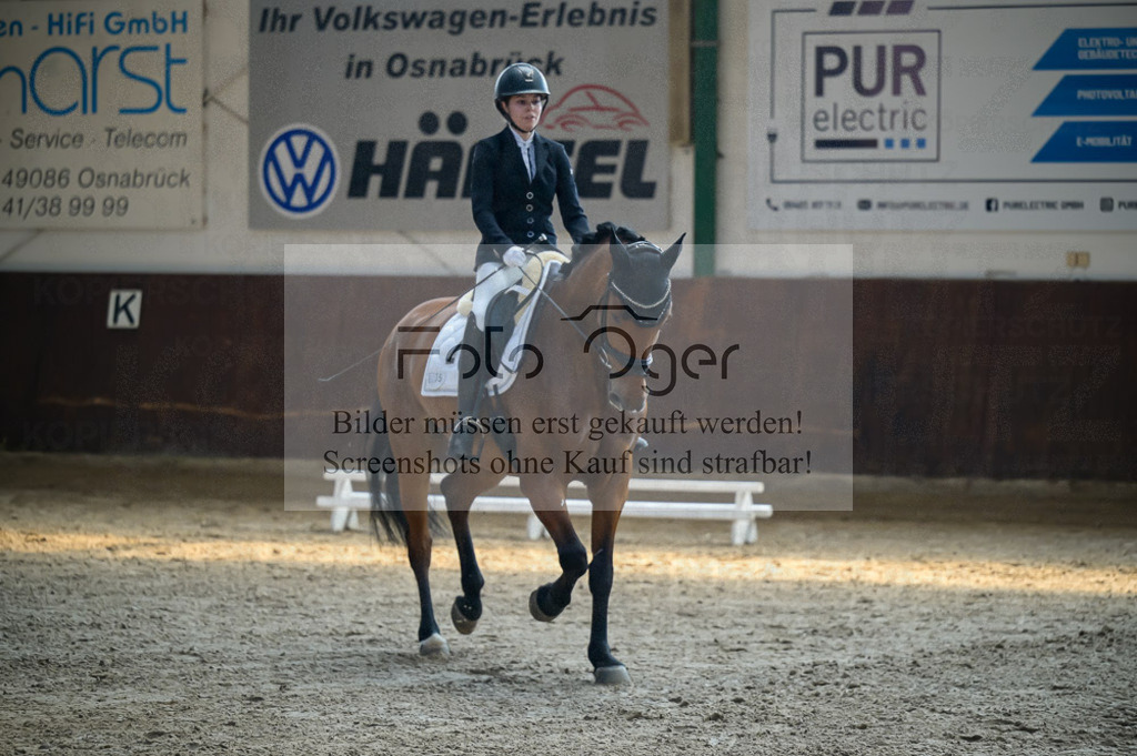 Reitturnier Voxtrup | Entdecke hochwertige Reitturnierfotos von Foto Oger. Professionell, emotional und authentisch – jetzt Lieblingsmomente im Shop bestellen.Deutschlandweite Turnierfotografie. - Realisiert mit Pictrs.com