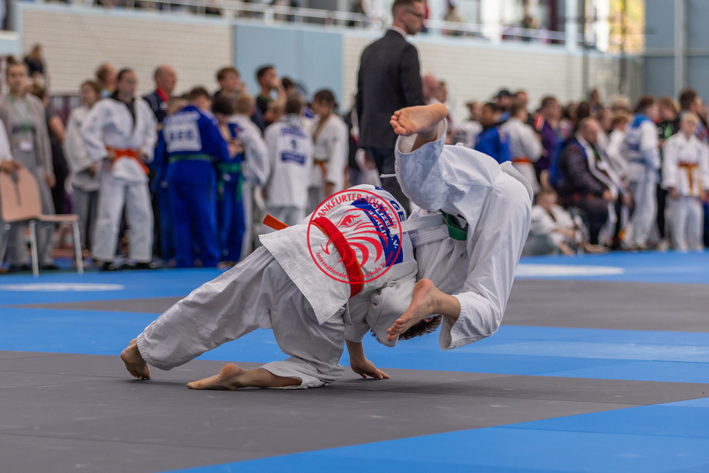 Internationaler Adler Cup 2024 | Foto vom Internationalen Adler Cup Judo Turnier im Sport- und Freizeitzentrum Kalbach im Oktober 2024 - Realisiert mit Pictrs.com