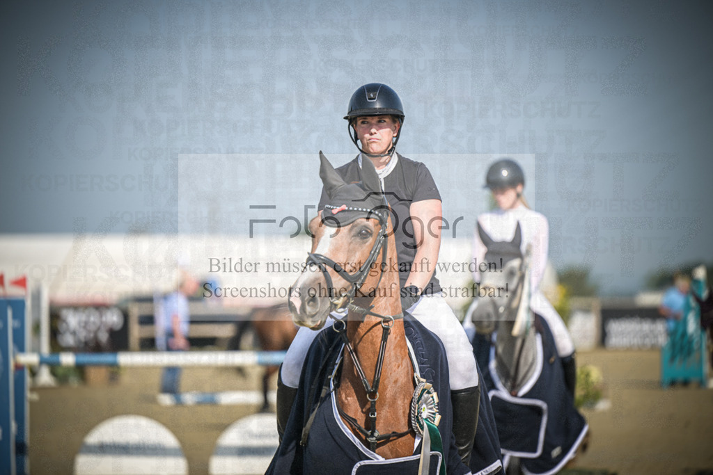 DOS_0023 | Entdecke hochwertige Reitturnierfotos von Foto Oger. Professionell, emotional und authentisch – jetzt Lieblingsmomente im Shop bestellen.Deutschlandweite Turnierfotografie. - Realisiert mit Pictrs.com