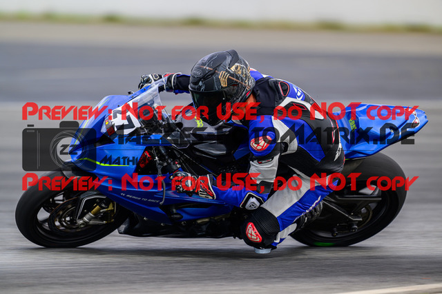 MaZZes_FotoMatrix_240615_6007705_8742 | ROT