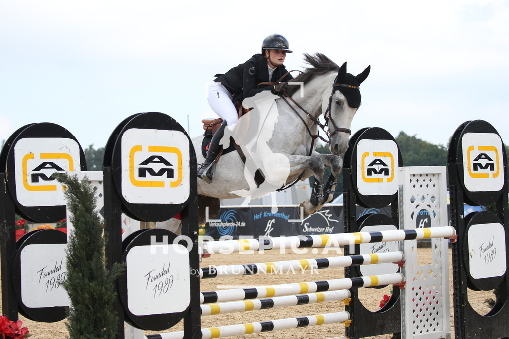 DL2Q5067 | Willkommen bei Brunnmayr - Design & Fotografie – Ihrem Spezialisten für Reitturniere und Pferdeveranstaltungen in Oberösterreich, Salzburg und Bayern! Seit über 17 Jahren sind wir leidenschaftlich dabei.