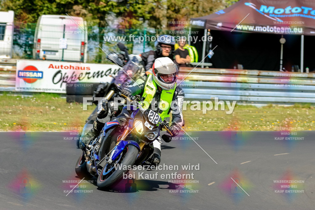 _OTO2183 | Hier findet Ihr Bilder von Touristenfahrten auf der Nürburgring Nordschleife oder von anderen Veranstaltungen die ich besucht habe. Viel Spass beim Durch Schauen 