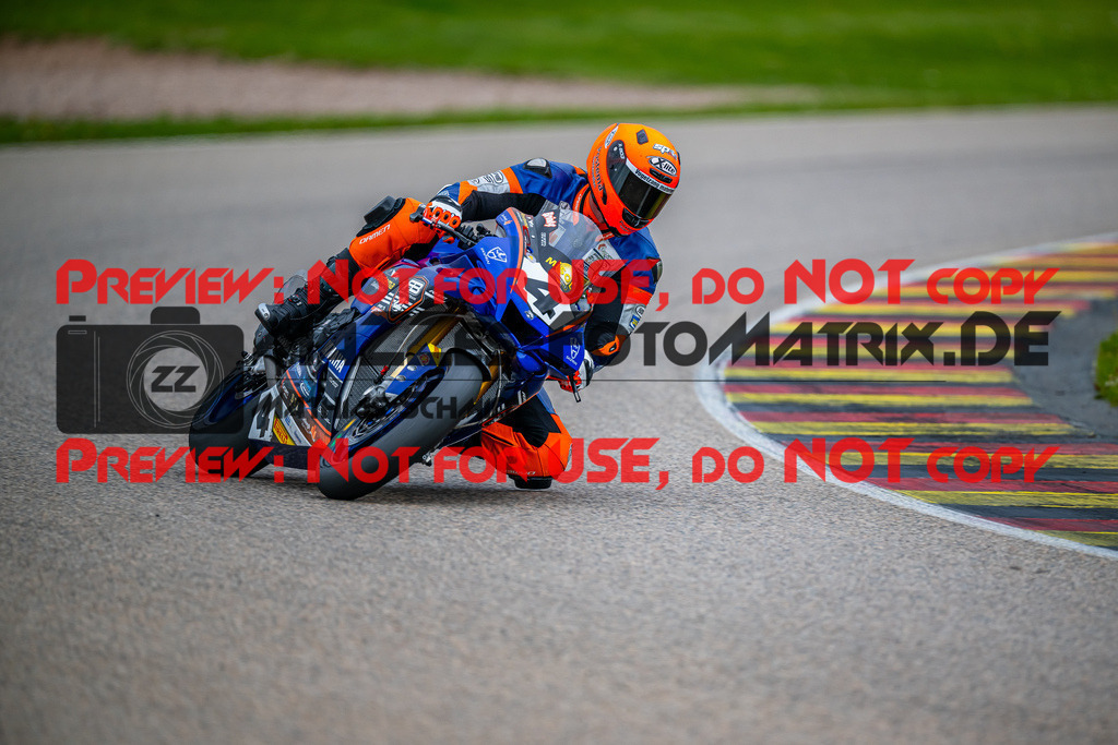 MaZZes_FotoMatrix_240503_6007705_1113 | STK1000