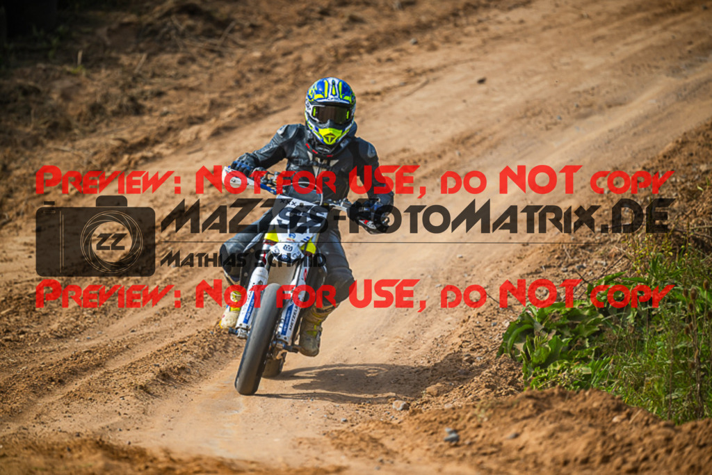 MaZZes_FotoMatrix_230917_6946 | S4