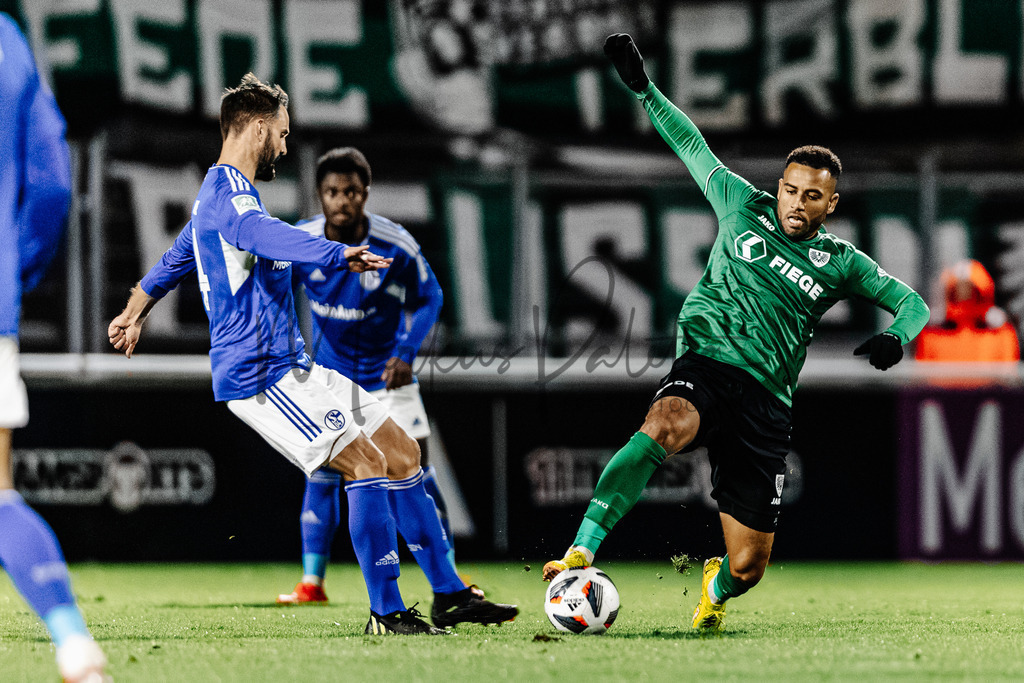 Regionalliga West, Saison 2022/2023, 10. Spieltag: FC Schalke 04 II - SC Preußen Münster | Regionalliga West, Saison 2022/2023, 10. Spieltag, FC Schalke 04 II empfängt SC Preußen Münster im Parkstadion in Gelsenkirchen. Foto: sportfotografie.ms | Markus Paletta - Realisiert mit Pictrs.com