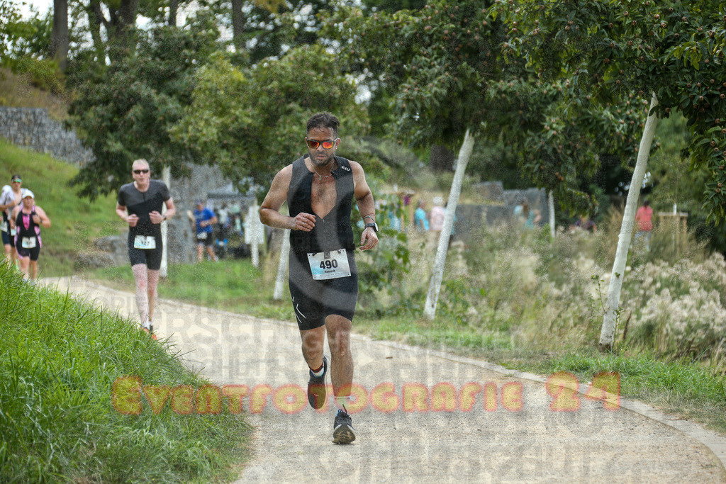 250824_1408_EX1_5082 | Sportfotografie im Rhein-Sieg Kreis, Köln, Bonn, NRW, Rheinland Pfalz, Hessen, etc. Unser Tätigkeitsfeld umfasst den Laufsport vom Volkslauf über den Marathon, Duathlon, Triathon bis zum Ultralauf wie Kölnpfad Ultra oder Schindertrail.