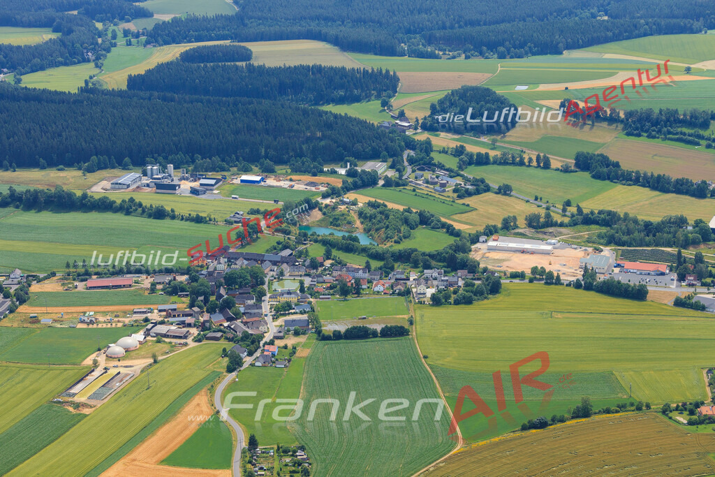 Luftbild von  Wunsiedel - Luftaufnahme wurde 2016 von https://frankenair.de mittels Flugzeug (keine Drohne) erstellt - die Geschenkidee