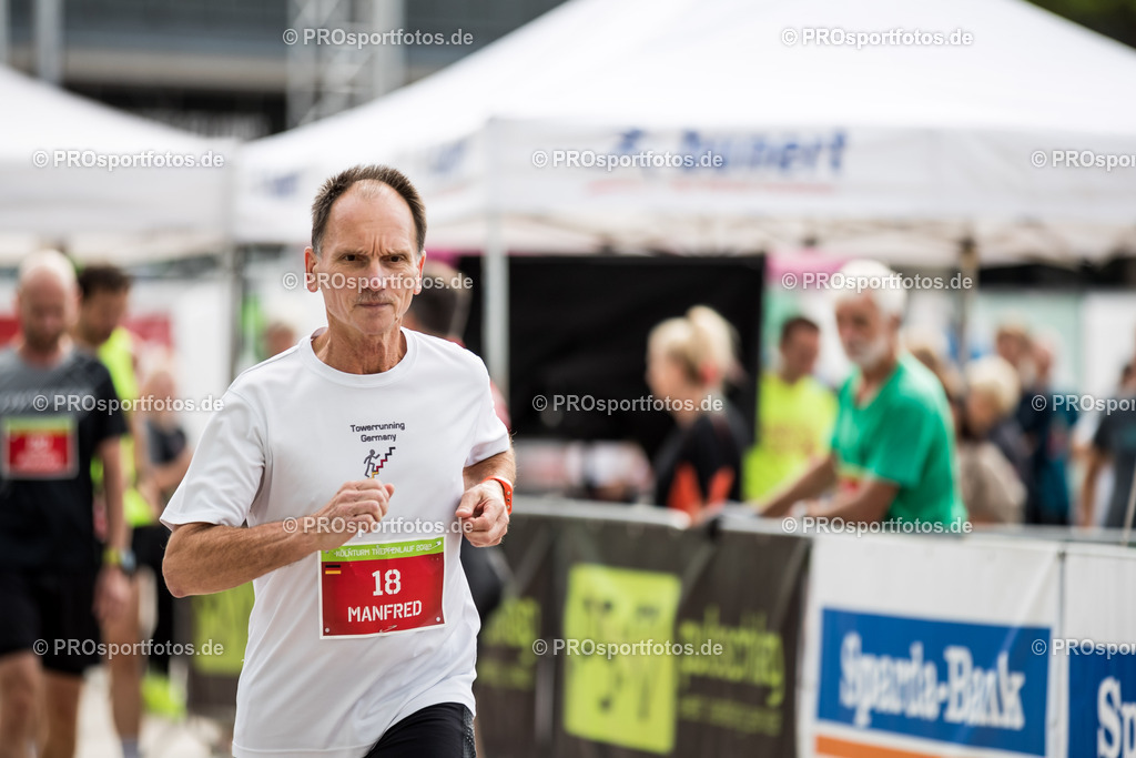 20220828_treppenlauf_FotoSteffieWunderl_0168 | Professionelle Fotos Ihrer Laufsportveranstaltung.