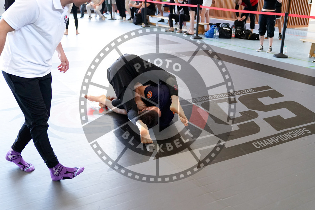 20240608PBB00643 | Fighters compete during the ILLCS VII summer edition luna livre competition in Hannover, Germany, on June 8, 2024.