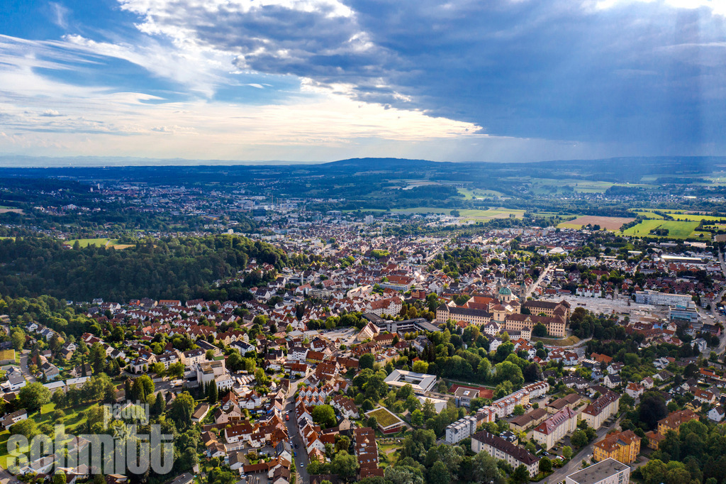 PS-Weingarten-2026-02 | Entdecke die größte Bildgalerie der Region mit Fotografien aus dem Allgäu, der Bodenseeregion, Oberschwaben, dem Donautal und der Schwäbischen Alb. Landschaften, Luftaufnahmen und Reisefotografie als Wandbild und Fotokunst. - Realisiert mit Pictrs.com