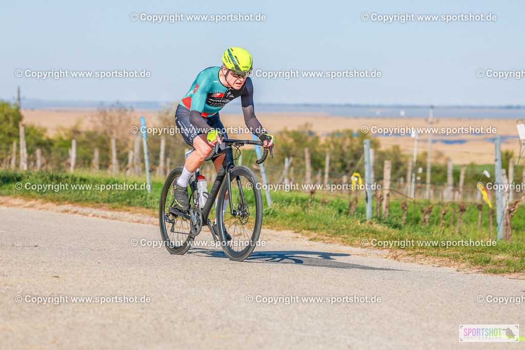 746_AR6_8330 | Neusiedlersee Radmarathon 2026@sportshot_your_pictrs #yourpictures#roadtowm2029 #nrm #neusiedlerseeradmarathon #neusiedlersee #neusiedlerseetourismus #burgenland #mörbisch #nrm26 #burgenlandtourismus #voglundco #poweredbyburgenlandtourismus #radsport #rad #marathon #ucigranfondo #visitburgenland #ucigranfondoworldseries