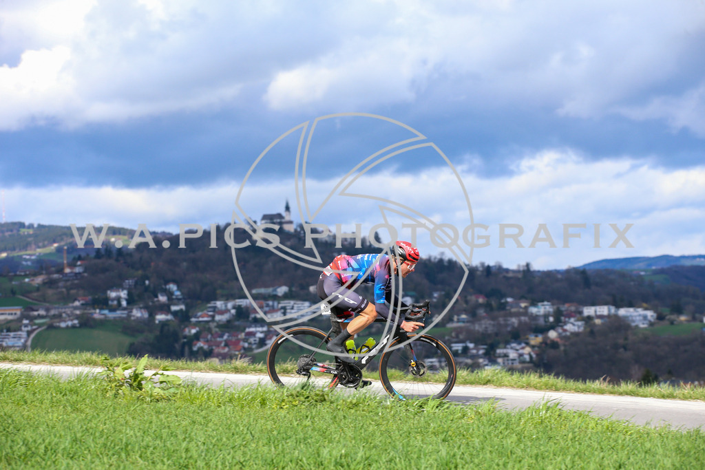 ..... | LEONDING,AUSTRIA,24.März.24 - 63.Radsaisoneröffnungsrennen Leonding Road Cycling League , Image shows: 
Photo: WAPICS / Andreas Willdoner