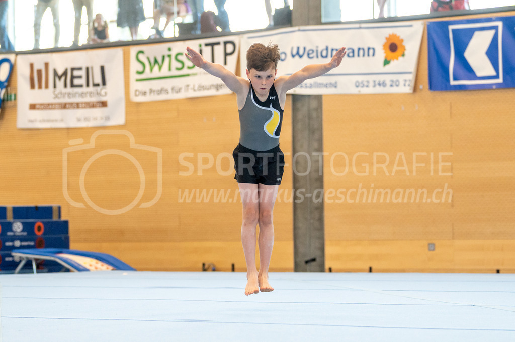 104. Zürcher Kunstturnertage Neftenbach - 15. May 2022 | 104. Zürcher Kunstturnertage Neftenbach
Turnhalle Ebni, Neftenbach
Programm 1 (P1)
Bild: Sportfotografie Markus Aeschimann | www.markus-aeschimann.ch - Realisiert mit Pictrs.com