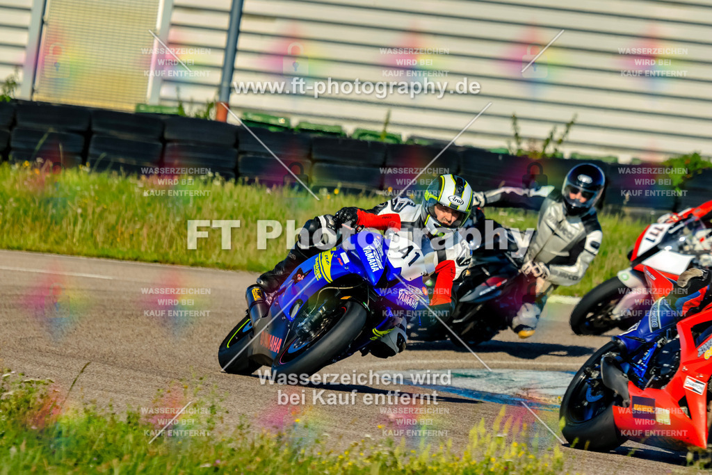 041-1511 | Hier findet Ihr Bilder von Touristenfahrten auf der Nürburgring Nordschleife oder von anderen Veranstaltungen die ich besucht habe. Viel Spass beim Durch Schauen 