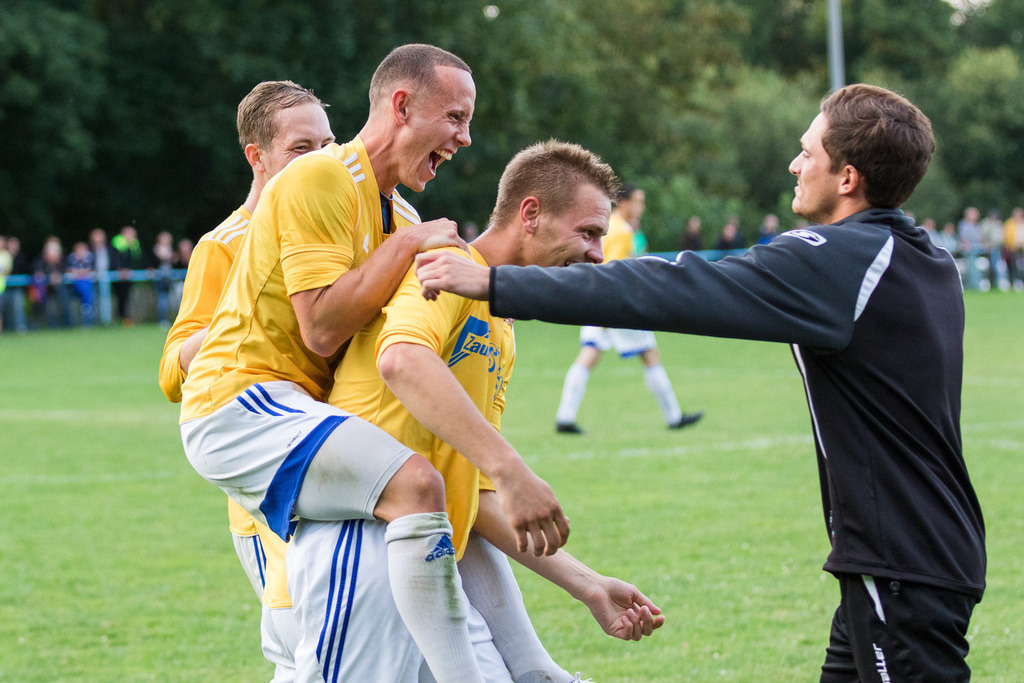 SG Morshausen - TSV Emmelshausen | Sportfotografie Hermann-Josef Stoffel - Realisiert mit Pictrs.com
