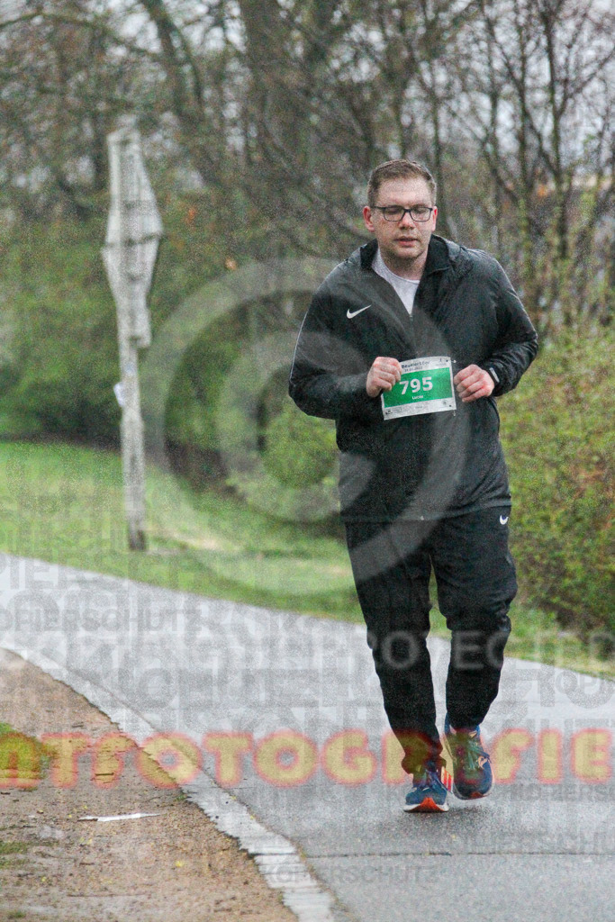220331_1940_EV4_0269 | Sportfotografie im Rhein-Sieg Kreis, Köln, Bonn, NRW, Rheinland Pfalz, Hessen, etc. Unser Tätigkeitsfeld umfasst den Laufsport vom Volkslauf über den Marathon, Duathlon, Triathon bis zum Ultralauf wie Kölnpfad Ultra oder Schindertrail.