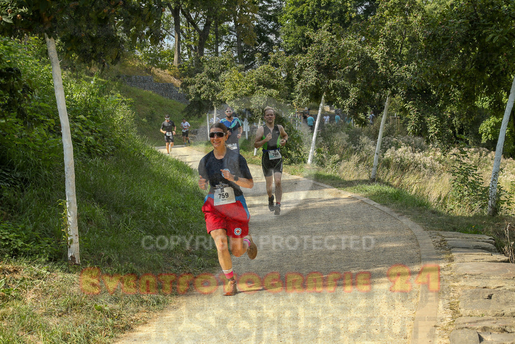 250824_1452_EX1_7885 | Sportfotografie im Rhein-Sieg Kreis, Köln, Bonn, NRW, Rheinland Pfalz, Hessen, etc. Unser Tätigkeitsfeld umfasst den Laufsport vom Volkslauf über den Marathon, Duathlon, Triathon bis zum Ultralauf wie Kölnpfad Ultra oder Schindertrail.